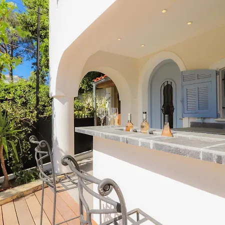 Charming Renovated Provencal In Central Villa